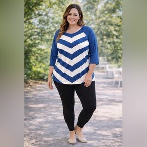 MIHOLL Blue & White Chevron Raglan Top – XXL